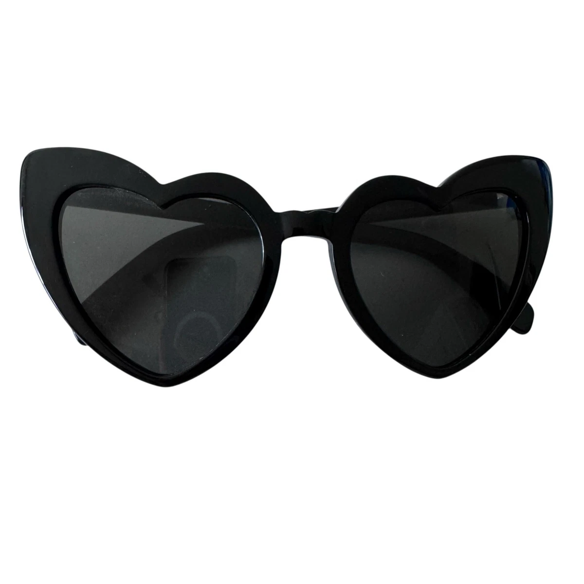 Preços baixos em Óculos de Sol Preto Saint Laurent Coração para