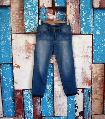 Women's Royalty For Me Hide Your Muffin Top 2 Button Rolled Cuff Jeans SIZE 4P