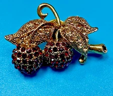 Two Cherries Cluster Fruits Vtg. Rhinestone Covered Figural Gold Tone Brooch Pin