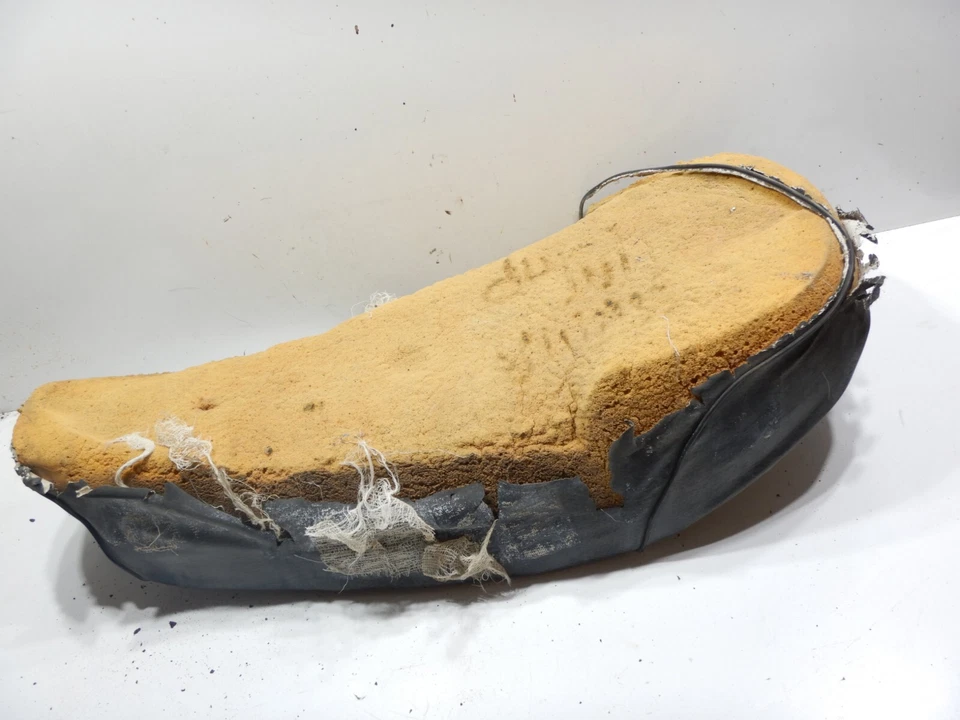 Assento Honda XL350 XL 350 K0 1974 - Imagem 4 de 4