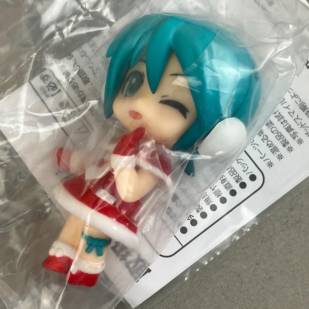 Good Smile Vocaloid Hatsune Miku Santa Christmas Cake