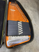 Vintage 1970s Oscar Schmidt 21-Chord Autoharp w/ Original Hard Case as found 