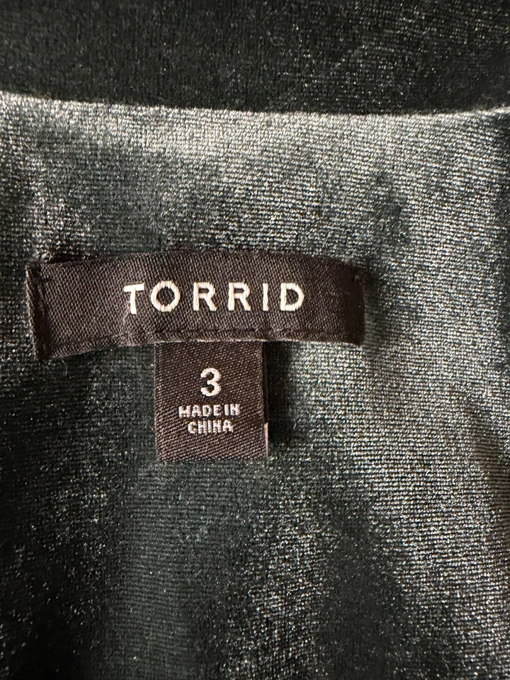 Chaqueta Blazer DB Terciopelo Elástico Verde Tórrido 3X Tranquila Lujo Vacaciones Foto 4 de 4