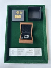 The Royal Mint 2009 Gold Proof Quarter-Sovereign Box only - COA & Cap Included.