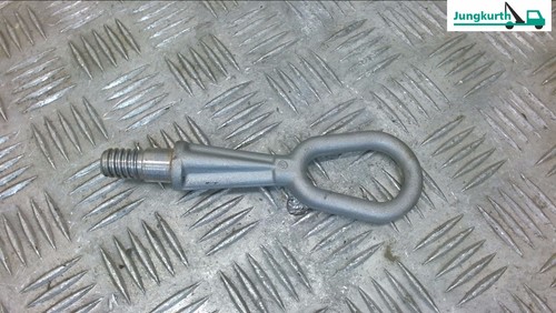 Abschleppöse E81,E82 BMW 120d DPF E81,E82,E8 Bj 2008