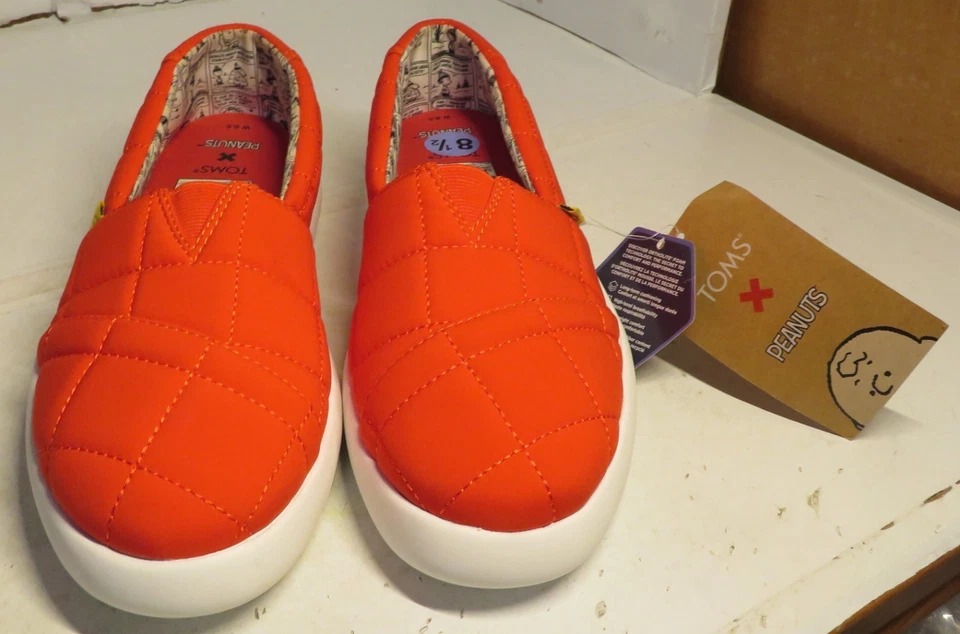 TOMS Mujer Peanuts X Alpargata Malva Sin Cordones Tenis Zapatos Informales Rojo 8.5 Foto 2 de 4