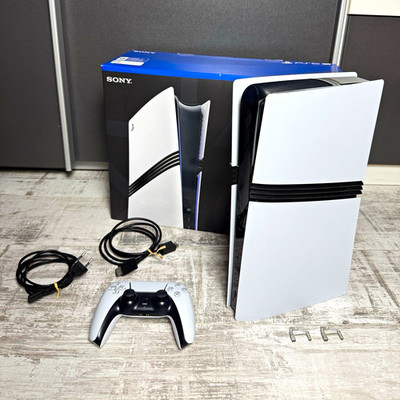 Sony PlayStation 5 Pro Heimkonsole 2TB PAL DualSense Weiß/Schwarz CFI-7121