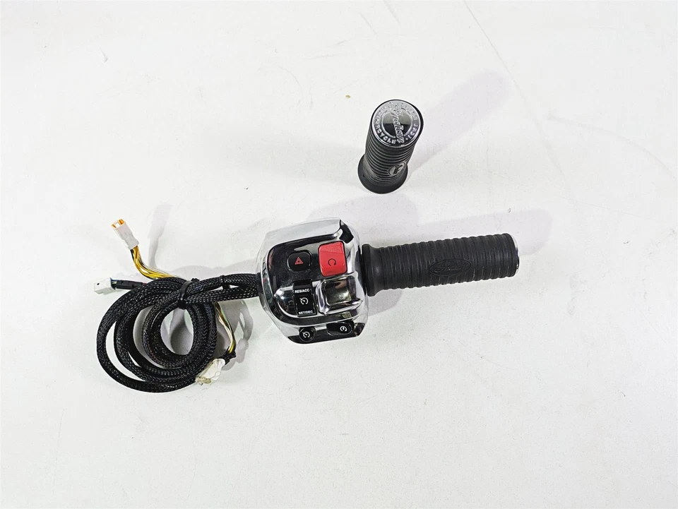 2017 Indian Chieftain Limited interruptor de controle de mão direita acelerador 2413027 - Imagem 4 de 4