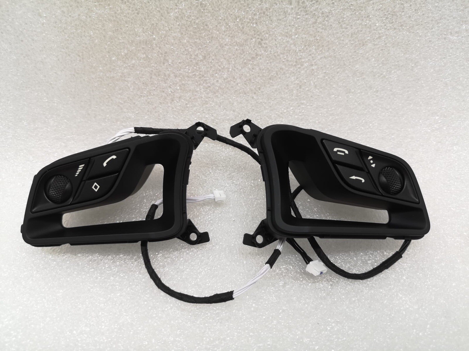 NEW GENUINE PORSCHE MFL STEER WHEEL SWITCH SET OEM 991 718 MACAN  