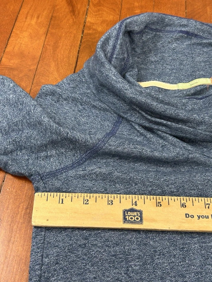 Blusa camisa túnica cuello capucha manga larga pequeña Alternative Earth para mujer Foto 4 de 4