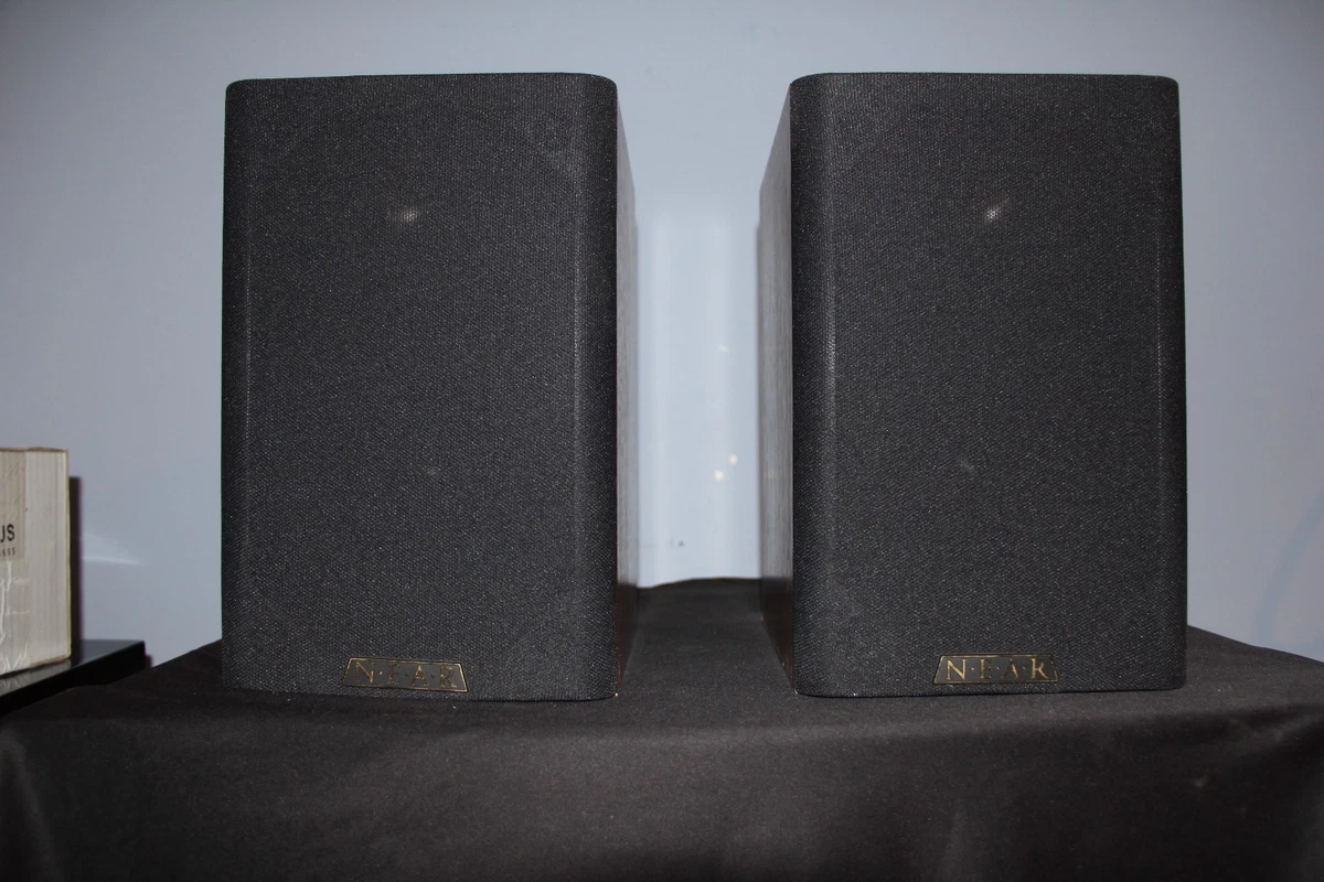 NEAR 10M Bookshelf Speaker Pair Used