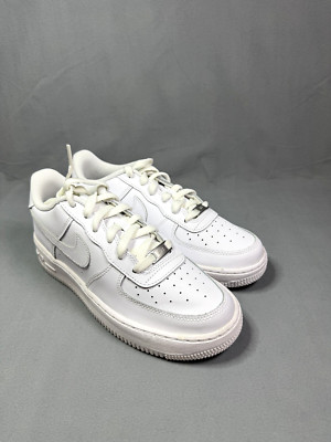 NEW Nike Air Force 1 LE DH 2920-111 Triple White Sneaker Shoes Kids Size 7Y (GS)