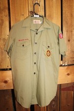 Boy Scouts of America BSA Men's Adult Shirt Small Vintage Green Sewn on patches