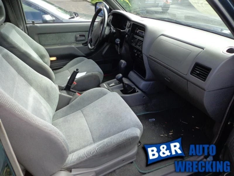 Luz trasera derecha pasajero cromada se adapta a 88-95 ISUZU CACHORRO (RECOGIDA) 4145546 Foto 4 de 4