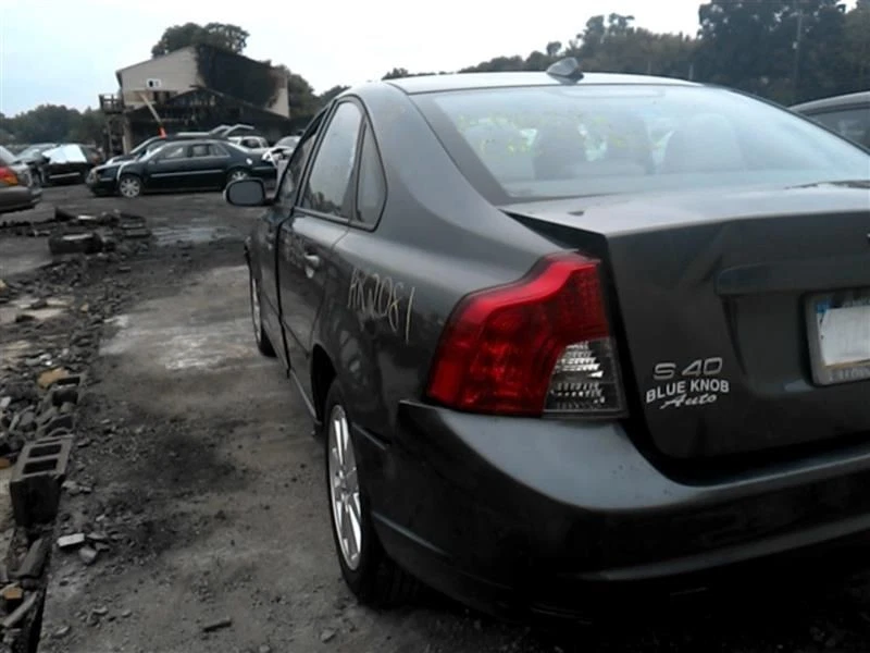 Engine ECM Electronic Control Module Fits 07-10 VOLVO 50 SERIES 1337006 Foto 3 de 4