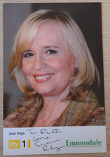 Autogramm der britischen TV Schauspielerin Jean Hope (123682)