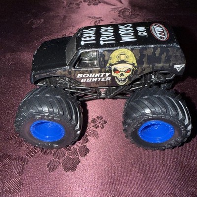 Bounty Hunter 1:64 Monster Truck 