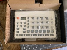 Elektron Model Samples Excellent Drum Machine Rhythm