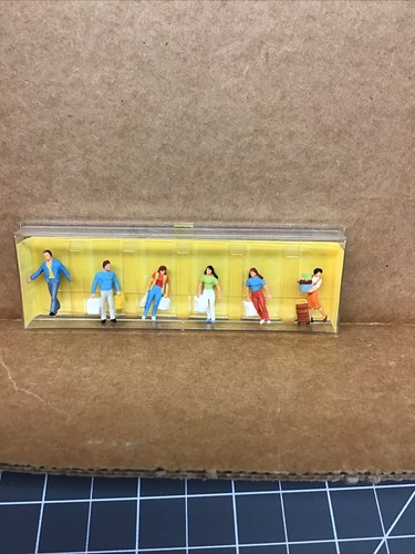 Figuras Preiser escala HO #0121: (6) viajeros con equipaje nuevas C-6 | Zustand: New
