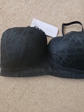New  M&S Ladies /teens  32E Non wired Black Bra Marks & Spencers 32 E CUP 