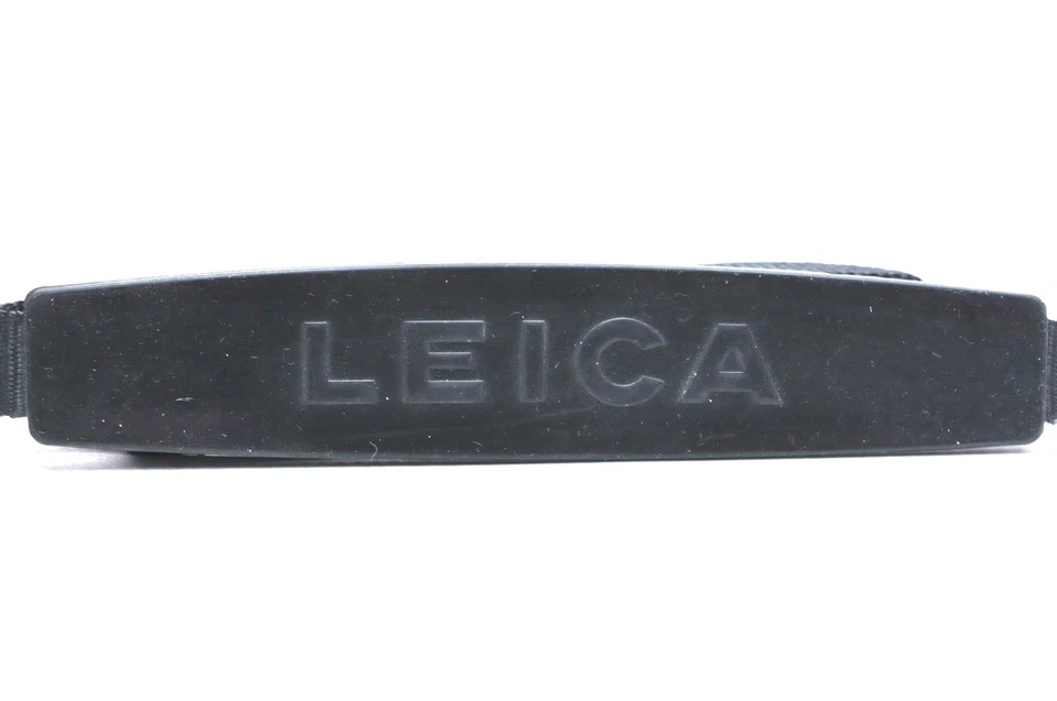 Correa para el cuello de nailon negra Leica con almohadilla de goma y anillos para orejetas Foto 2 de 2
