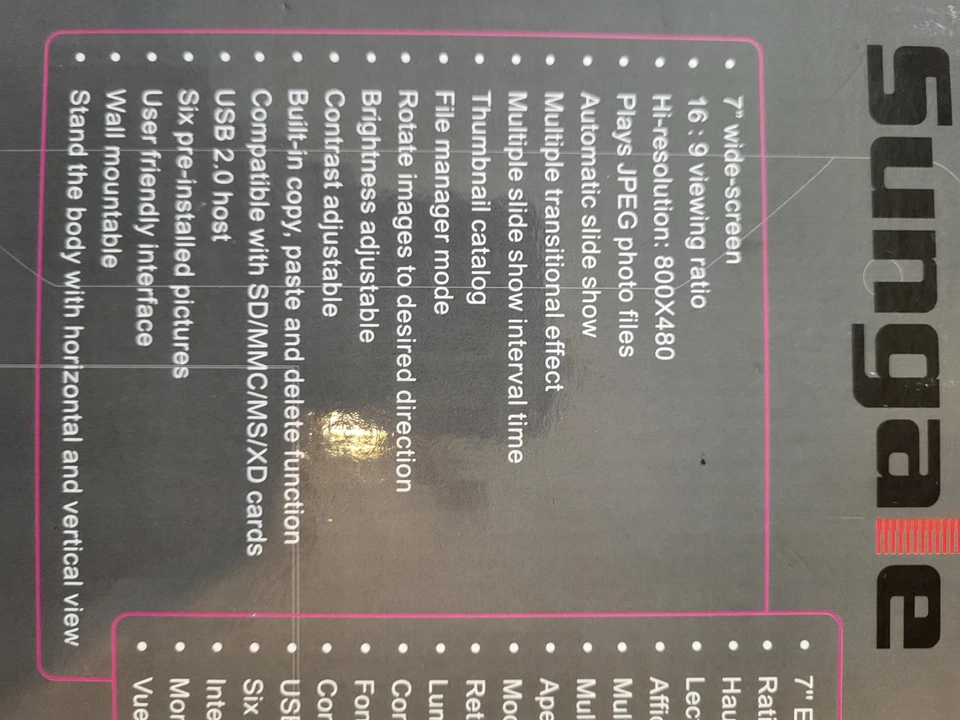 Sungale 7" PF-701 Digital Photo Picture Frame - Black HI-RES With Remote - Image 3 of 4