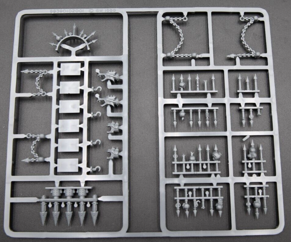 Warhammer 40k Chaos Marines Rhino Trophy Racks Ram Spikes Chains ...