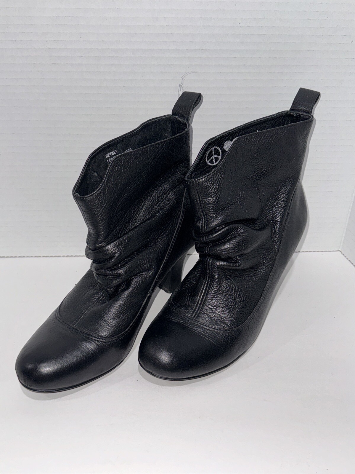 Steve Madden Leather Boots Black Size 6