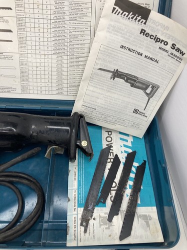 Makita JR3000V Corded Variable Speed Reciprocating Saw Metal Case "See Video" - Picture 4 of 16