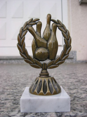 PP799 Bowling Figur Metall  Trophäe inkl Gravur Pokal Bowlingsport RESTPOSTEN