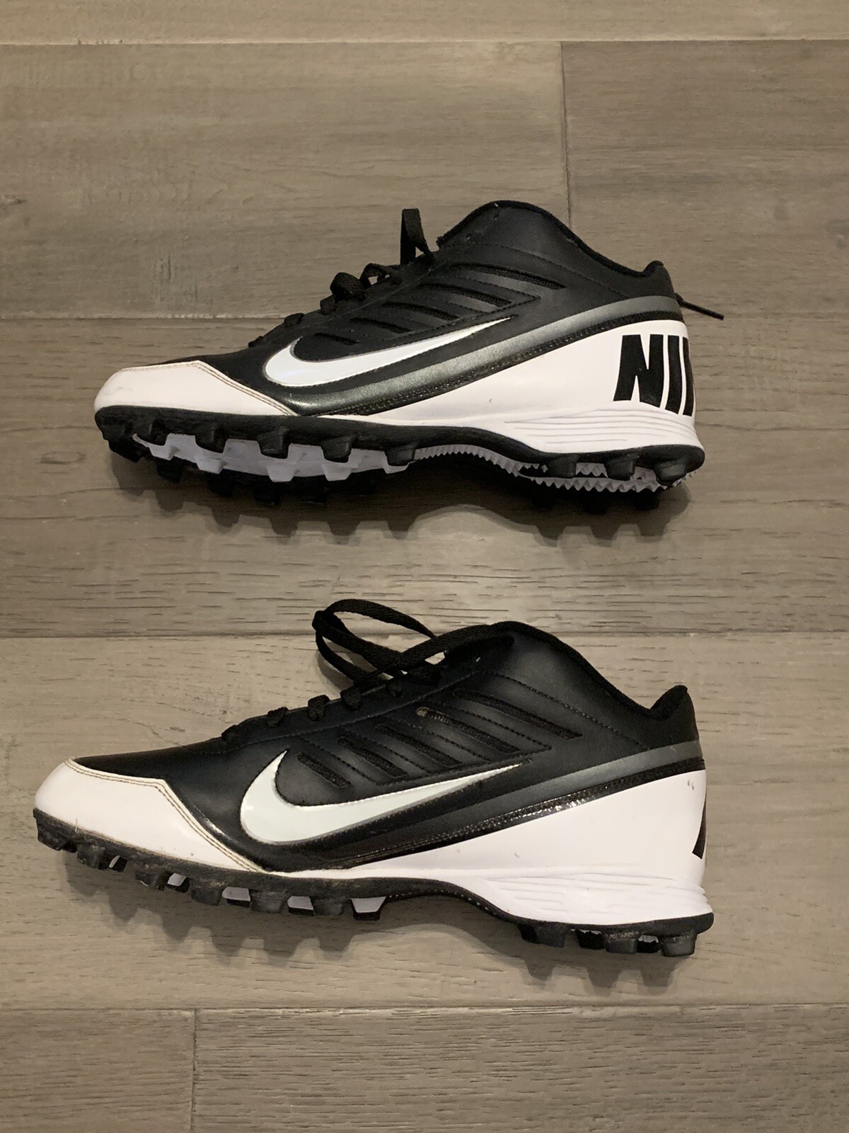 nike shark cleats 1992