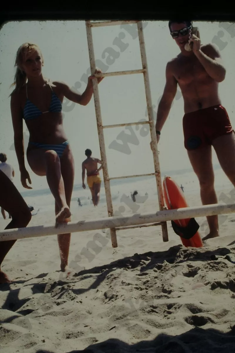 candid of pretty blonde girl in bikini beach voyeur Original SLIDE Hf16 eBay fidanzata 800x1200 Immagine candid of pretty blonde girl in bikini beach voyeur Original SLIDE Hf16 eBay Immagine