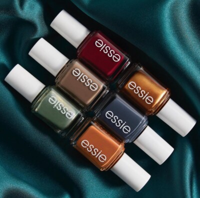 ESSIE NAIL POLISH ''WRAPPED IN LUXURY'' WINTER 2022 - Full Set 6 pcs Brand New