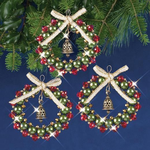 Solid Oak Nostalgic Christmas Ornament Kit - Festive Wreaths Makes 3