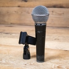 Shure SM58 Dynamic Vocal Microphone SM-58 Mic Mike Voice Performance U268850