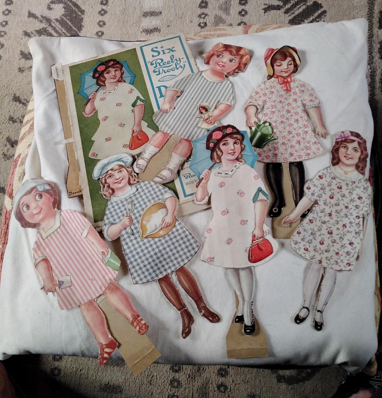 Very rare unusual set of six antique paper and cloth dolls Reely-Trooly USA 1915