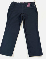 women's Gloria Vanderbilt Amanda jeans size 18W black tapered classic zipper