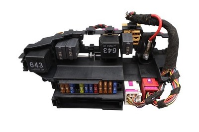 09-16 Audi A4 A4 Quattro 2.0L Interior Fuse Box FuseBox Relay Module Oem