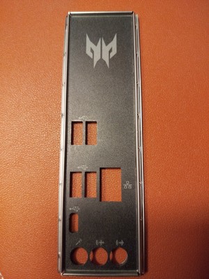 Acer Predator Orion 5000 IO Schield ATX Blende Slotblende