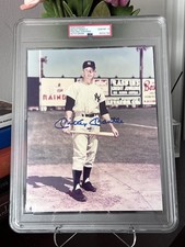 Mickey Mantle Rookie Cards and Memorabilia Buying Guide 48