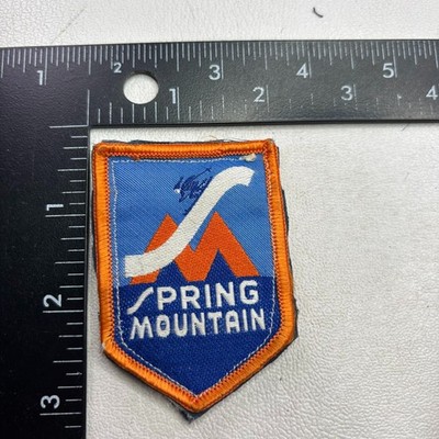 Vintage USED Pennsylvania SPRING MOUNTAIN Snow Ski Woven Patch 591D