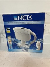 Brita Wasserfilter Fjord 2,6 Liter Deckel mit elektronischem Memo & 1 Filter - Neu