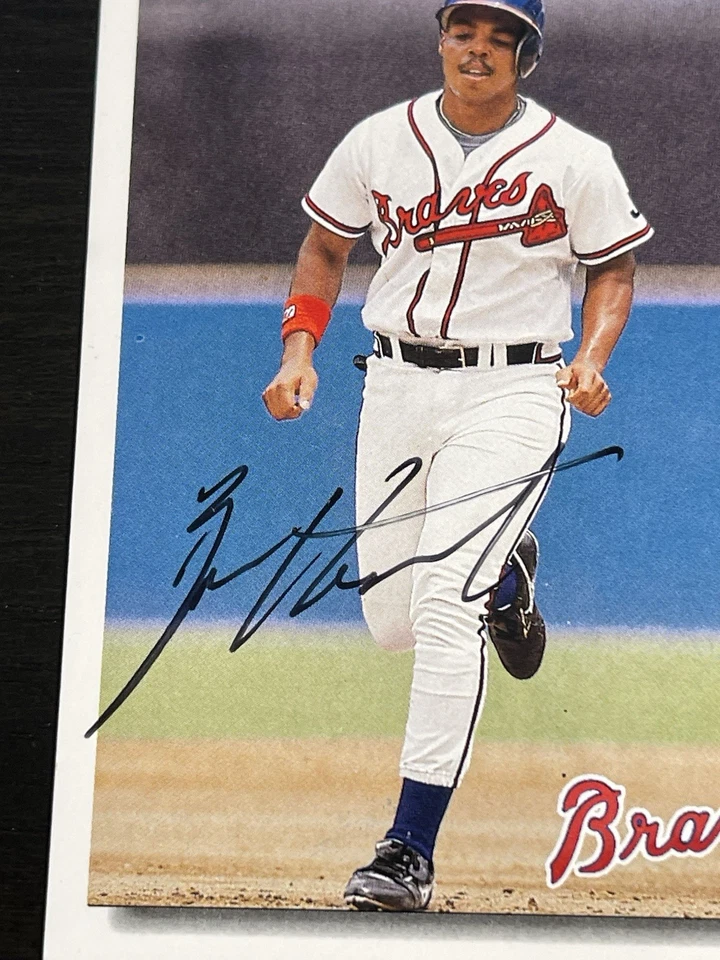 1992 Upper Deck BRIAN HUNTER Signed Card autograph AUTO BRAVES MLB - Image 2 of 3