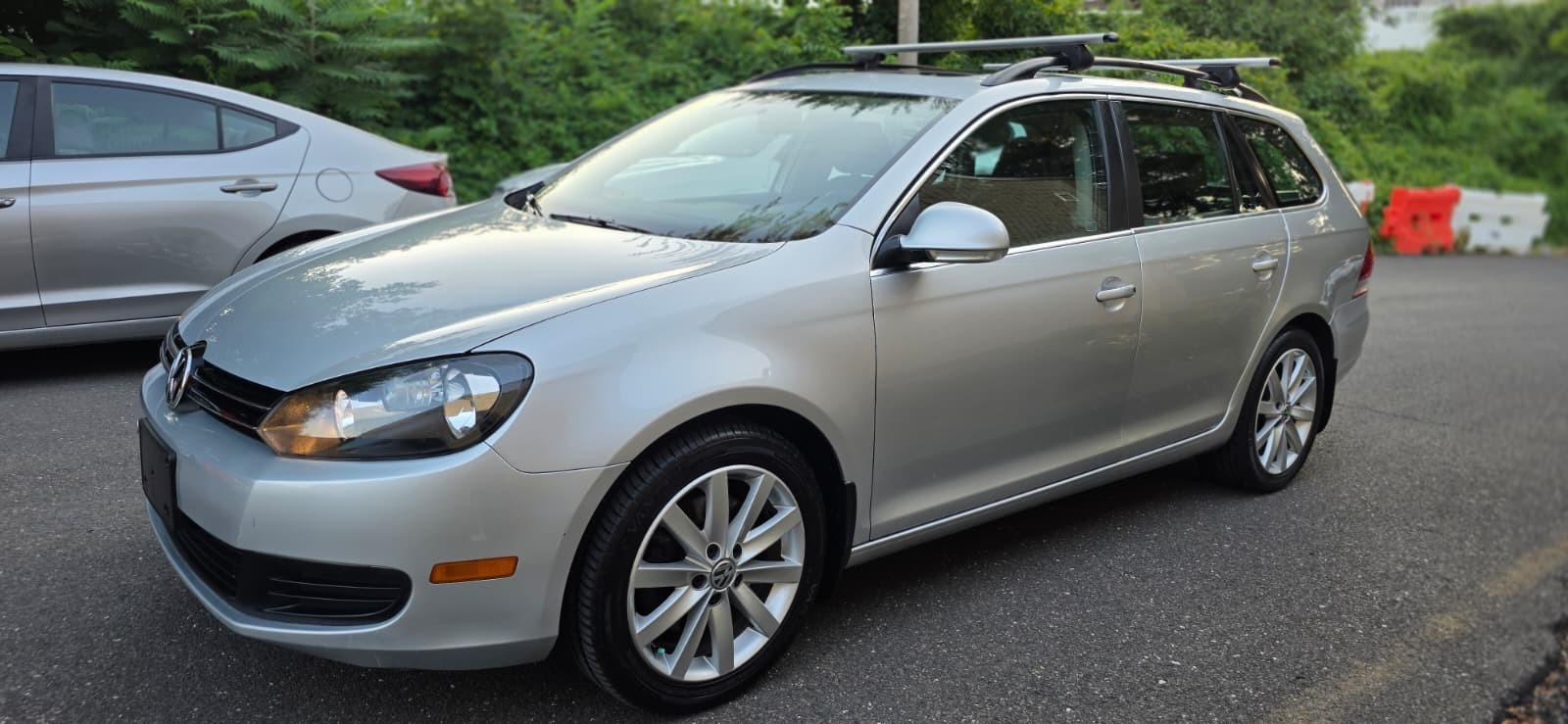 2014 Volkswagen Jetta Sportwagen TDI w/Panoramic & Camera