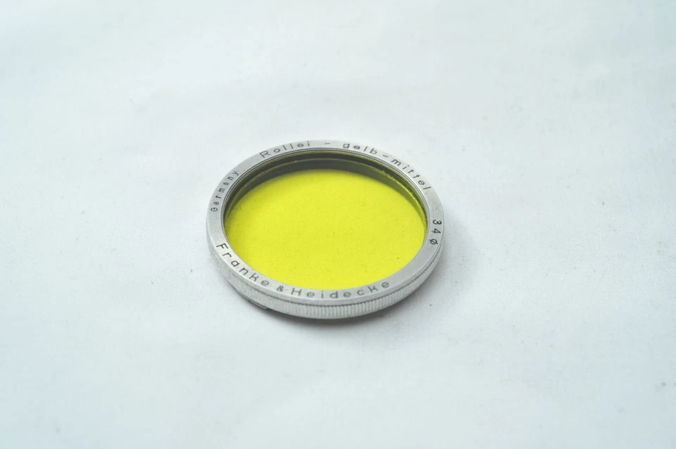 @ SakuraDo @ Rare @ Franke & Heidecke Rollei Gelb-Mittel 34mm Yellow Lens Filter - Image 4 of 4