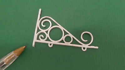 DOLLS HOUSE DIRECT 12th scale Metal Ironwork sign Bracket British made Top Quality item JC21
