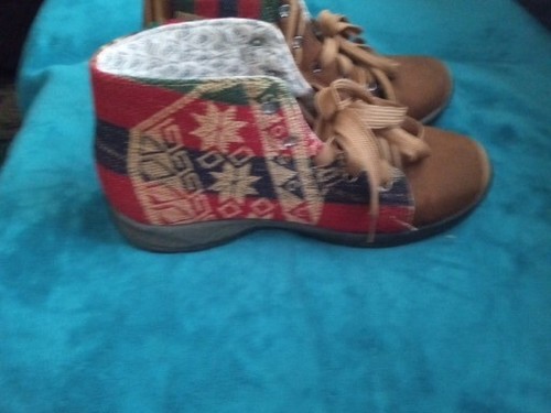 One Of A Kind Canvas Boots Made In Peru Men's 9 Hiking Walking Or Everyday Use - Picture 4 of 13
