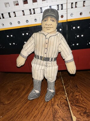 1979 VINTAGE HALLMARK BABE RUTH CLOTH MATERIAL DOLL