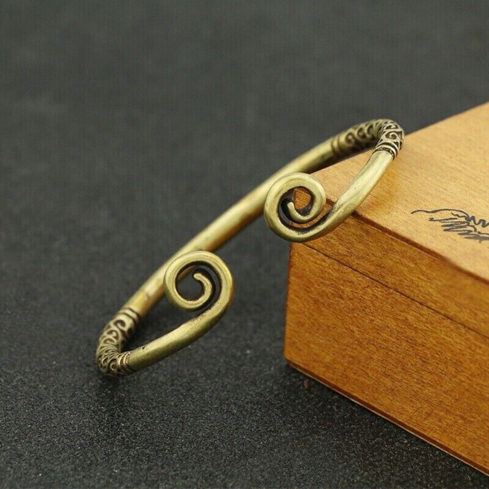 Monkey King Sun Wukong Golden Cudgel Adjustable Bangle Bracelet - Alloy Silver Plated, 4mm Width, 19cm