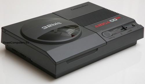 COMMODORE AMIGA CD32 CD-32